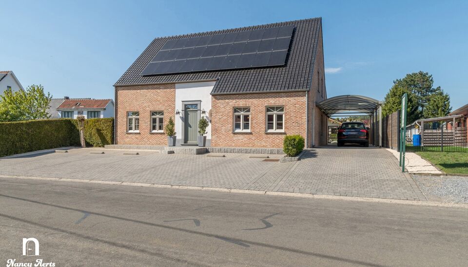 Gebouw voor gemengd gebruik te koop in Beringen